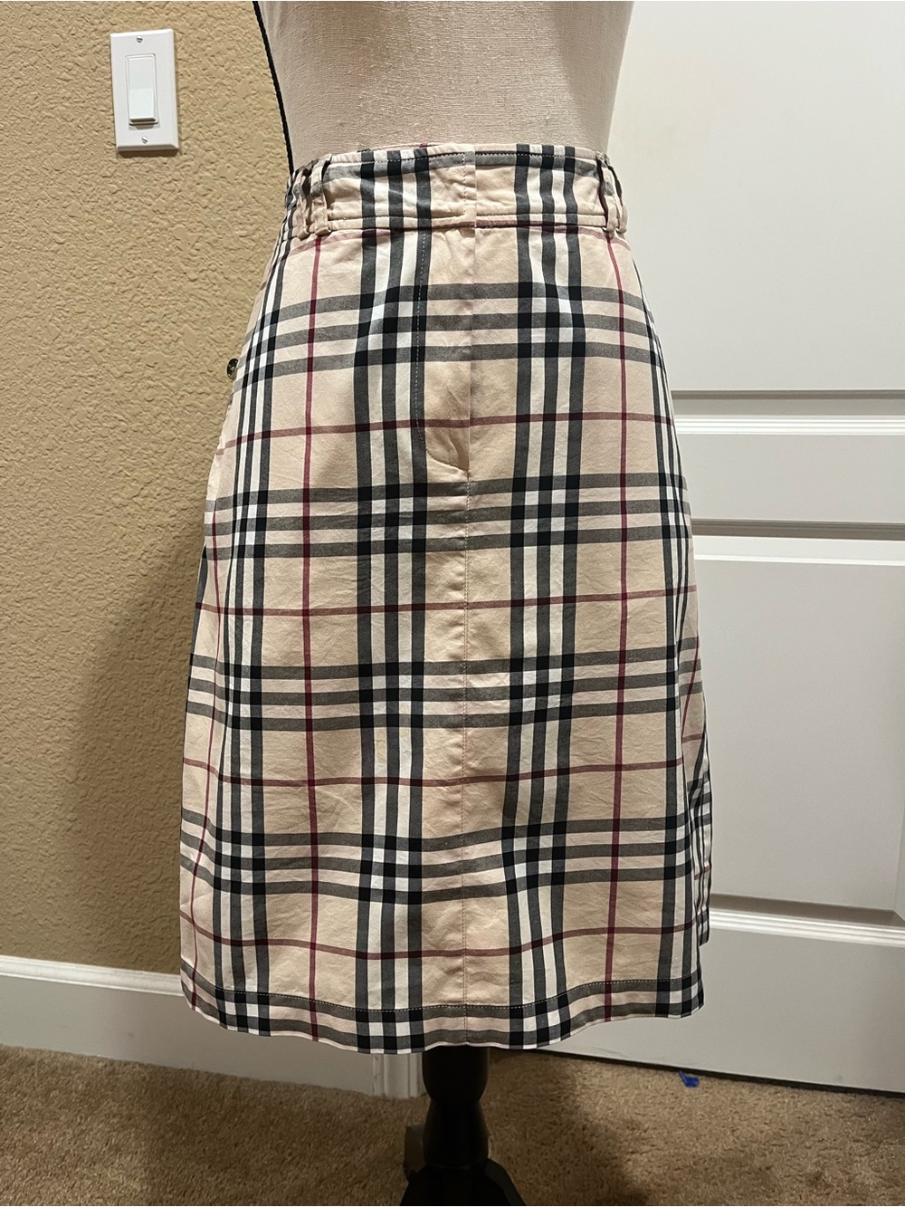 BURBERRY NOVA CHECK PLAID SKIRT